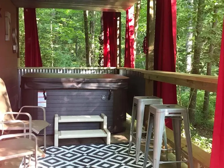 Song Bird Cabin